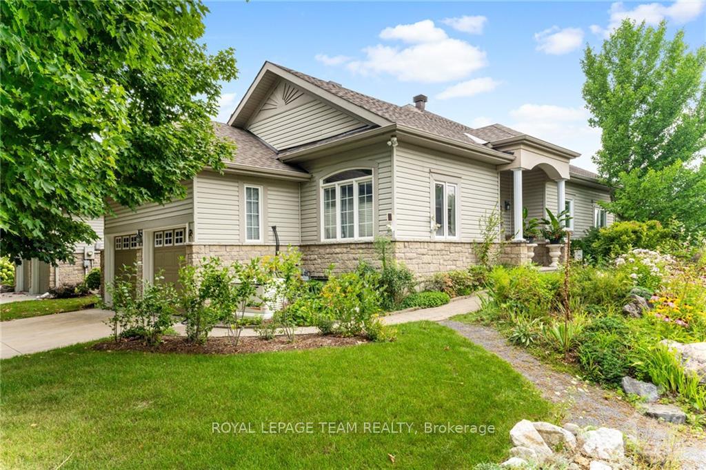 Photo 2 of 2 Kinmount Private, Ottawa, Kanata - Kanata Lakes/Heritage Hills — HOMEH