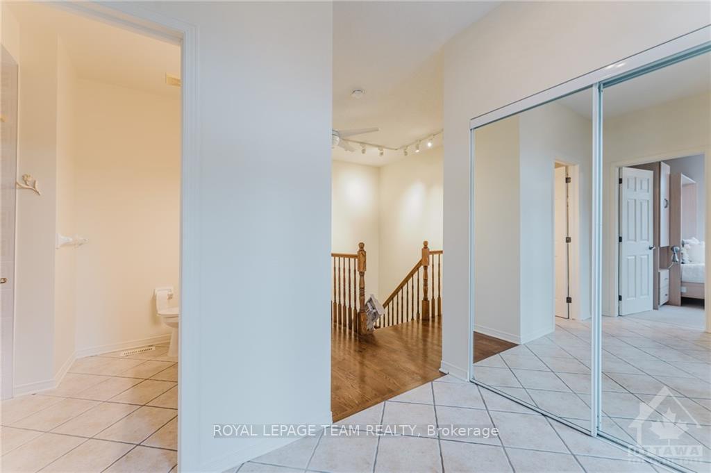 Photo 5 of 2 Kinmount Private, Ottawa, Kanata - Kanata Lakes/Heritage Hills — HOMEH