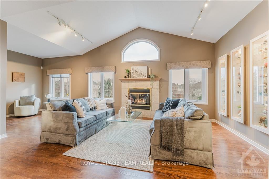 Photo 7 of 2 Kinmount Private, Ottawa, Kanata - Kanata Lakes/Heritage Hills — HOMEH