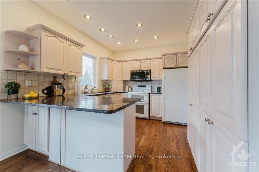 Photo 9 of 2 Kinmount Private, Ottawa, Kanata - Kanata Lakes/Heritage Hills — HOMEH