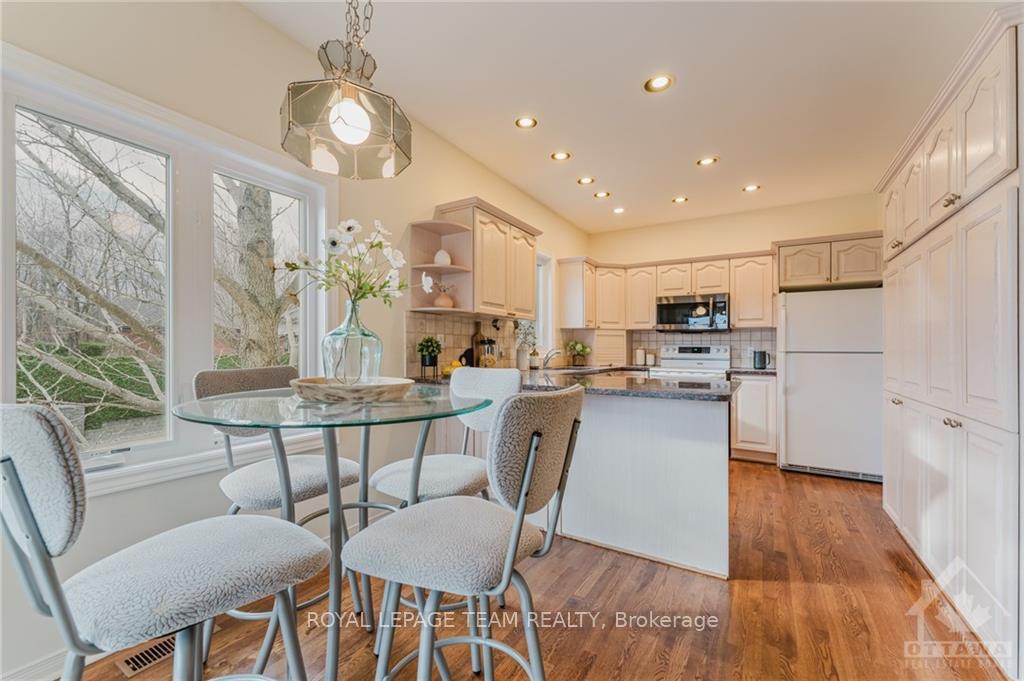 Photo 12 of 2 Kinmount Private, Ottawa, Kanata - Kanata Lakes/Heritage Hills — HOMEH