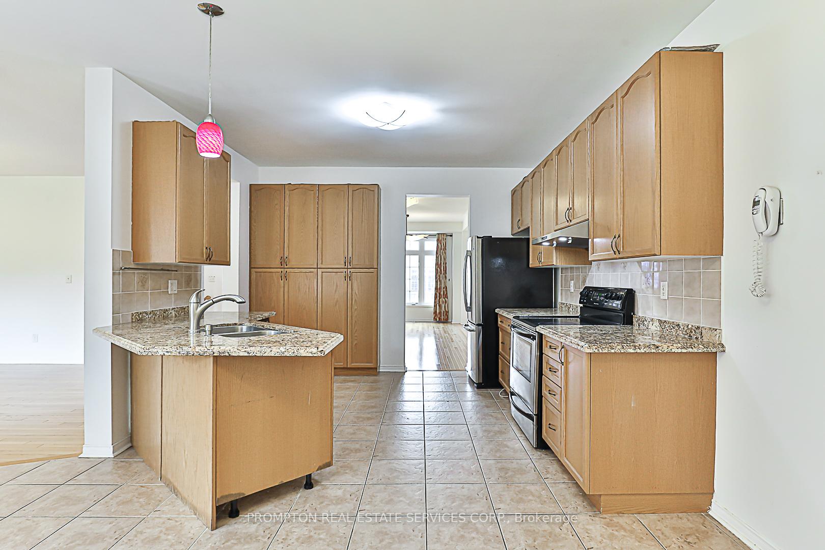 Photo 15 of 41 Limestone Street, Markham, Cornell — HOMEH