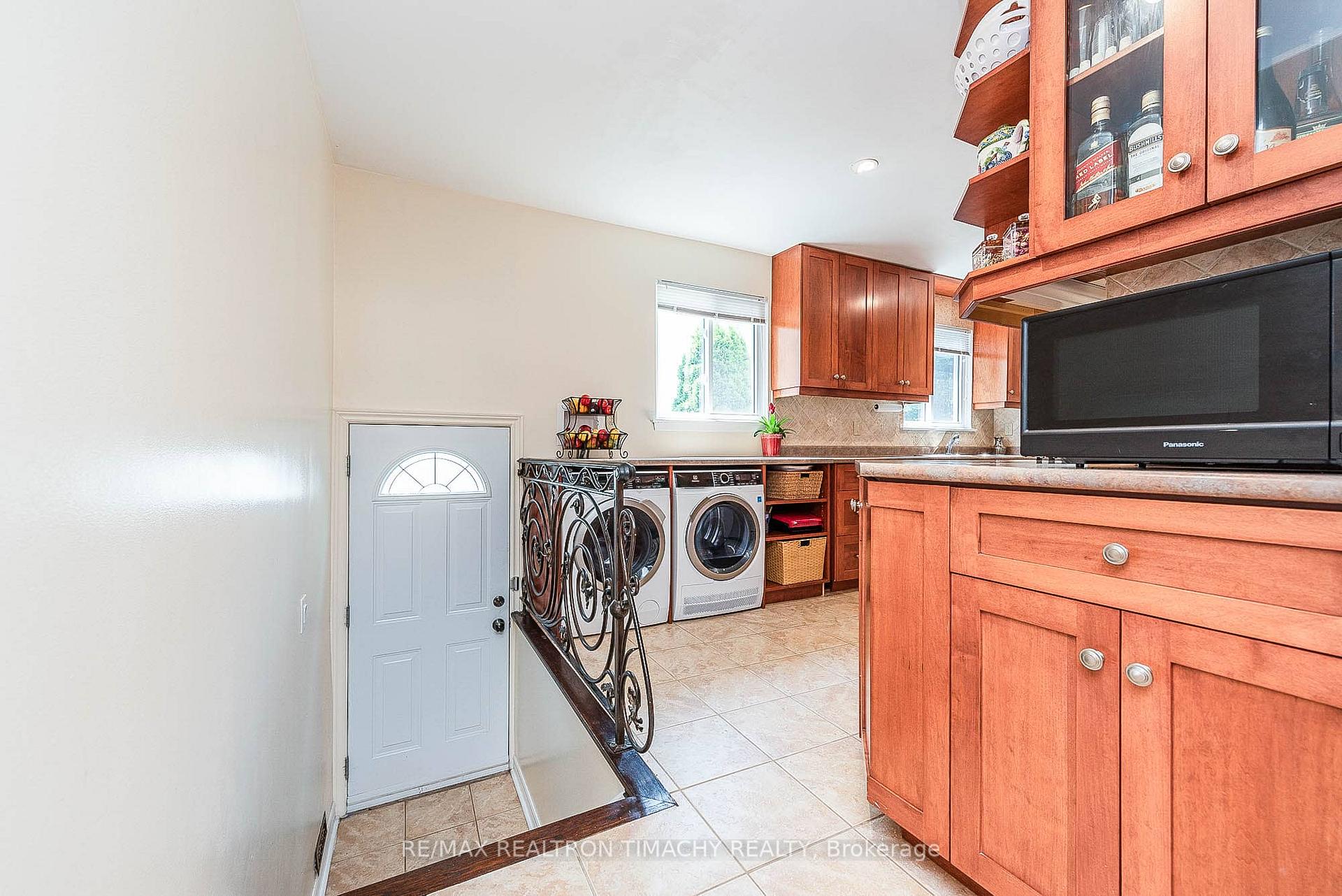 Photo 14 of 35 Donnamora Crescent, Markham, German Mills — HOMEH