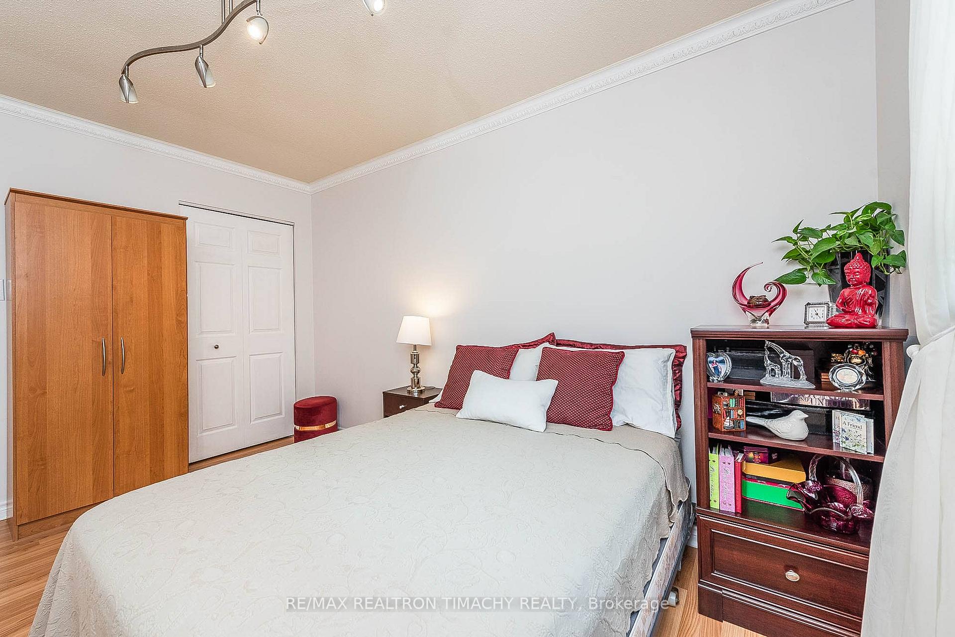Photo 25 of 35 Donnamora Crescent, Markham, German Mills — HOMEH