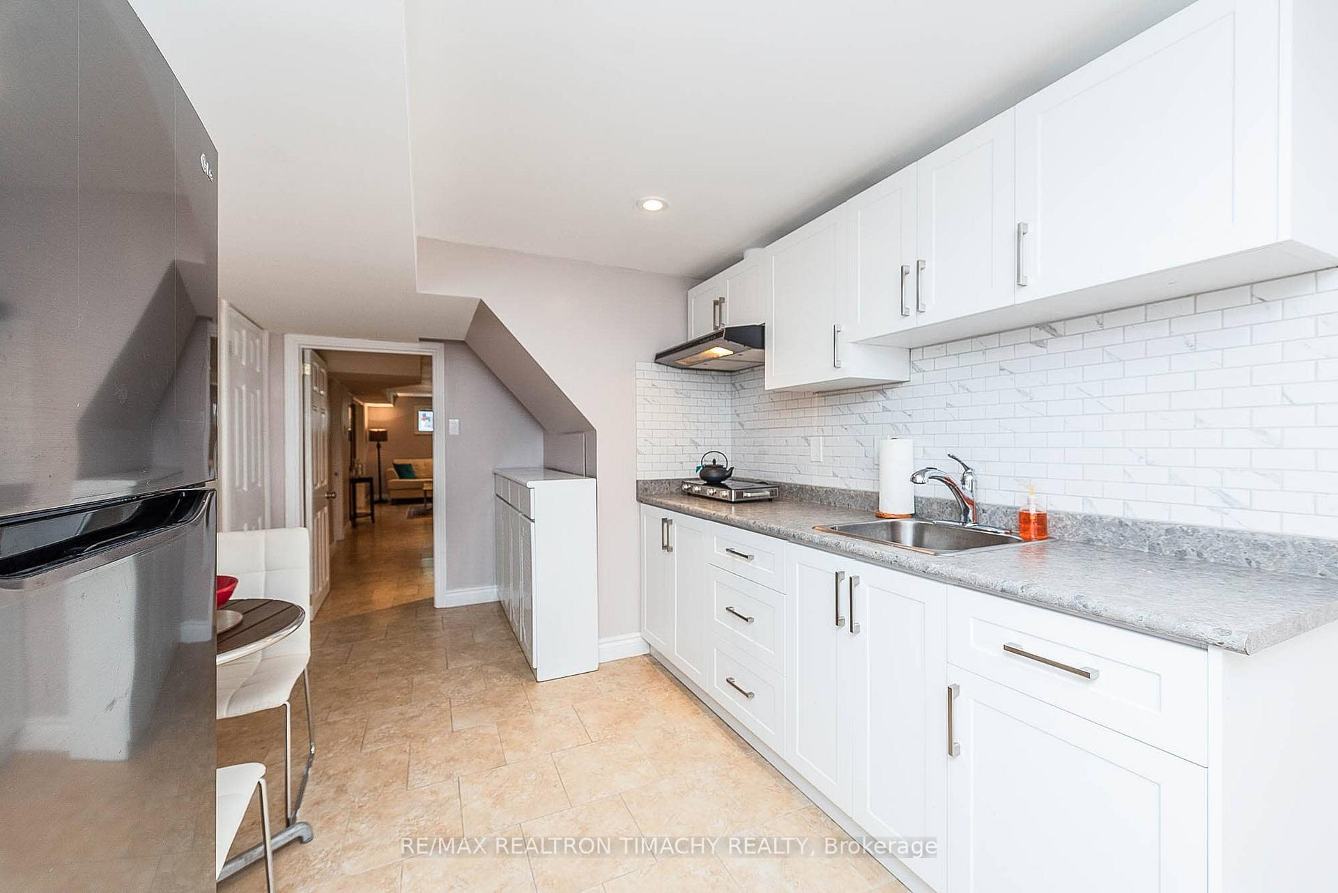 Photo 33 of 35 Donnamora Crescent, Markham, German Mills — HOMEH