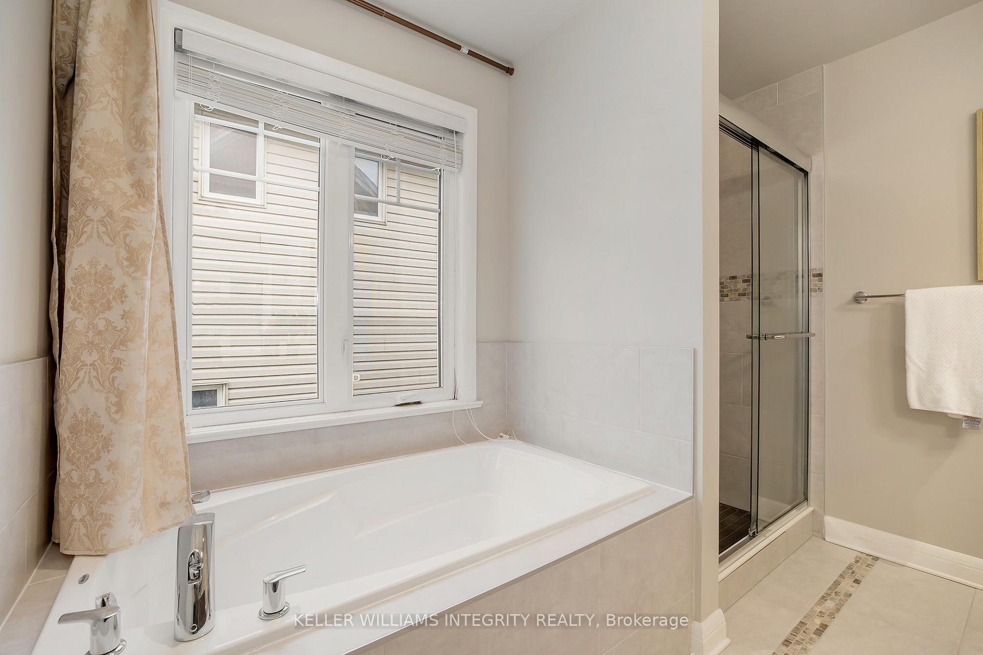 Photo 21 of 274 Huntsville Drive, Ottawa, Kanata - Kanata Lakes/Heritage Hills — HOMEH