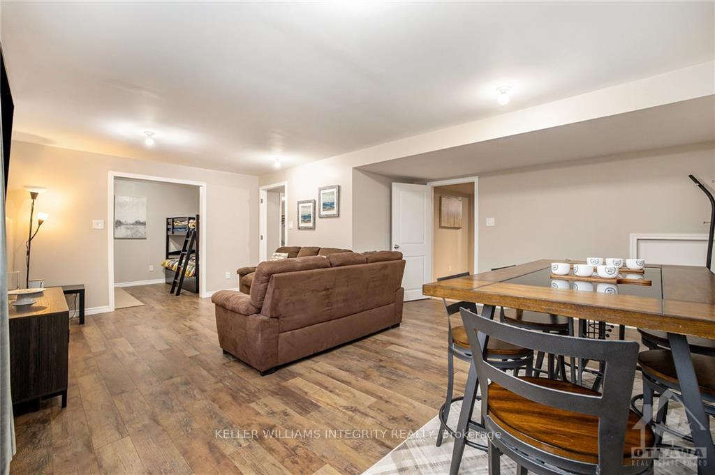 Photo 27 of 274 Huntsville Drive, Ottawa, Kanata - Kanata Lakes/Heritage Hills — HOMEH