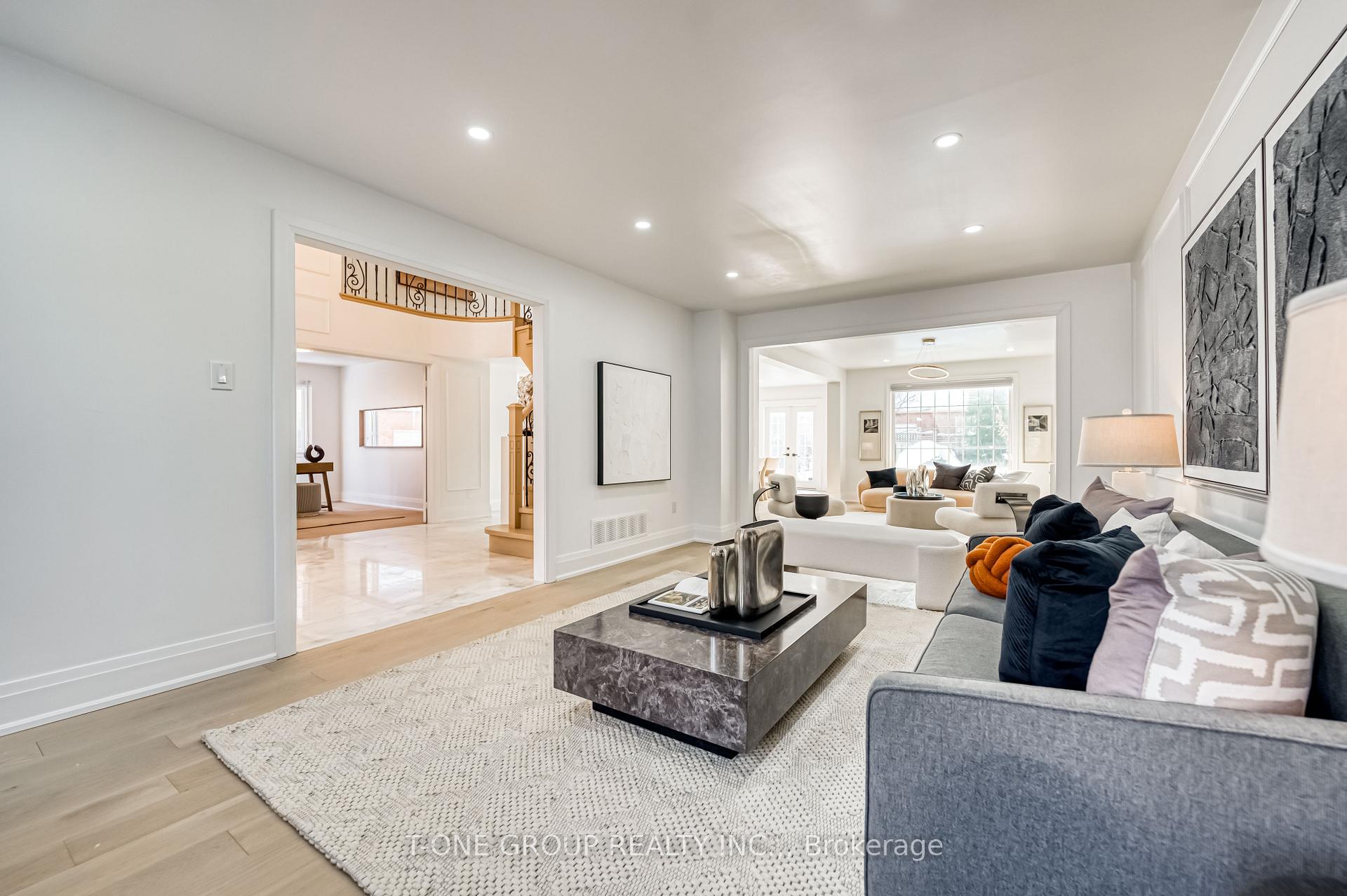 Photo 8 of 1 Goodmills Court, Markham, Unionville — HOMEH