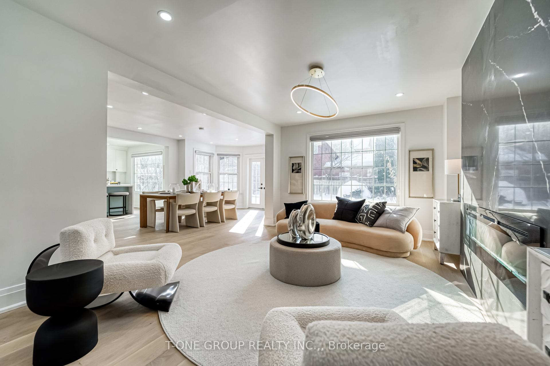 Photo 9 of 1 Goodmills Court, Markham, Unionville — HOMEH