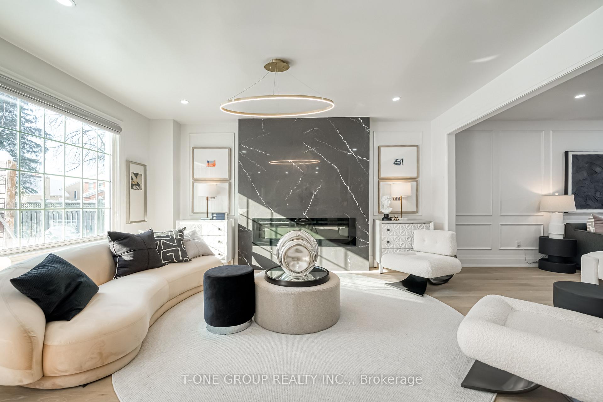 Photo 11 of 1 Goodmills Court, Markham, Unionville — HOMEH