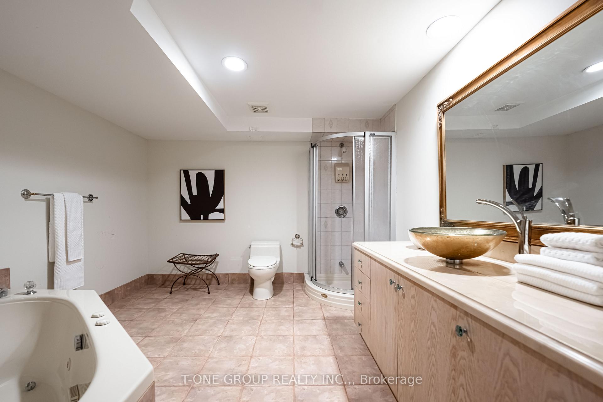 Photo 33 of 1 Goodmills Court, Markham, Unionville — HOMEH