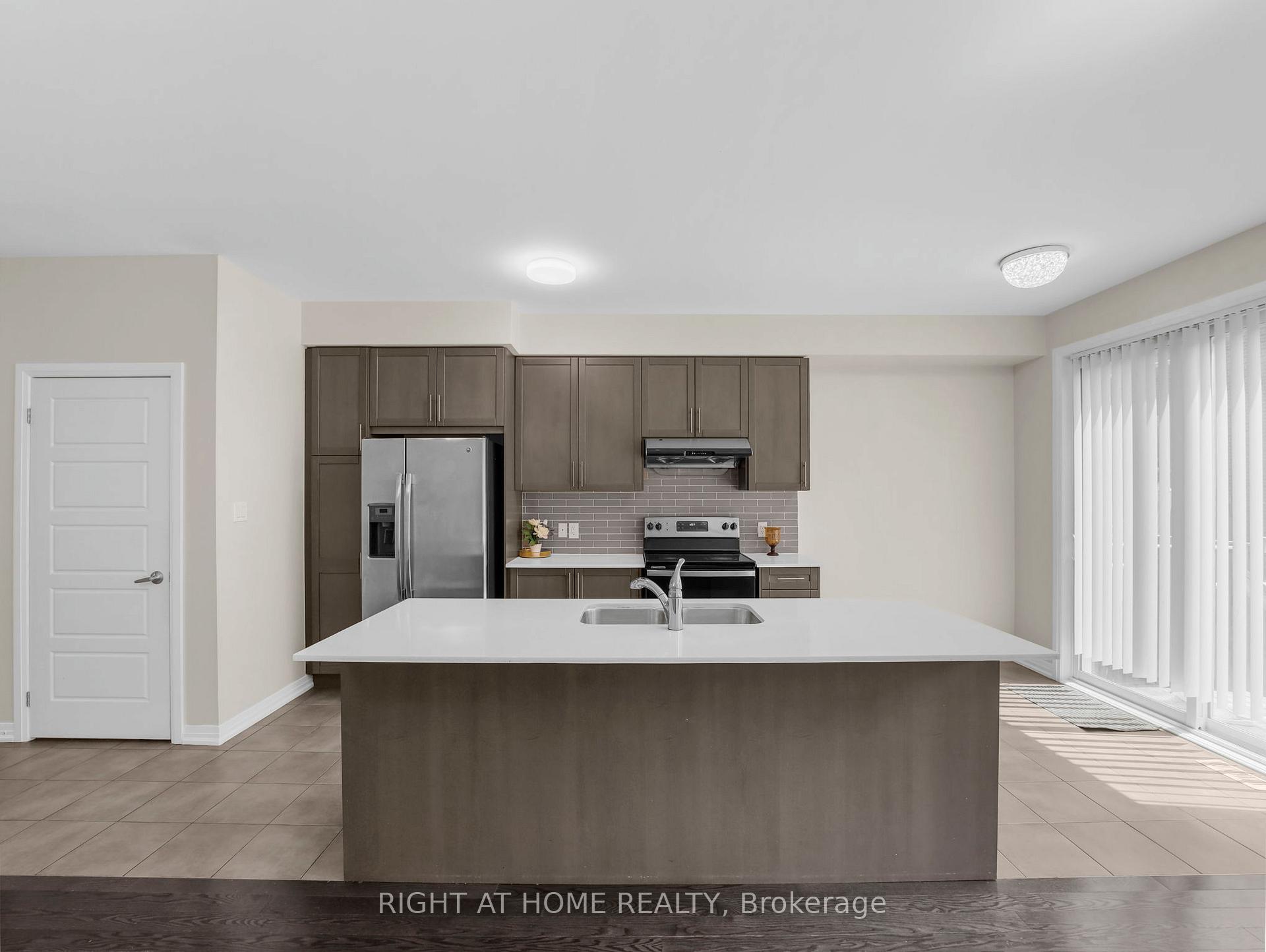 Photo 11 of 64 Mclaughlin Avenue, Milton, Willmott — HOMEH