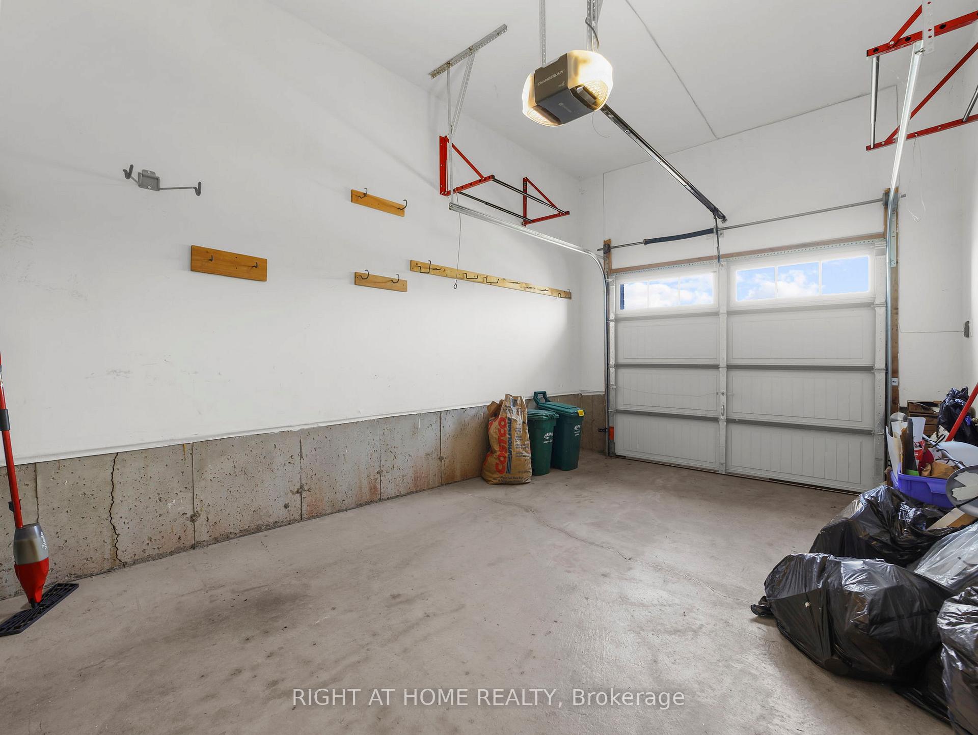 Photo 34 of 64 Mclaughlin Avenue, Milton, Willmott — HOMEH