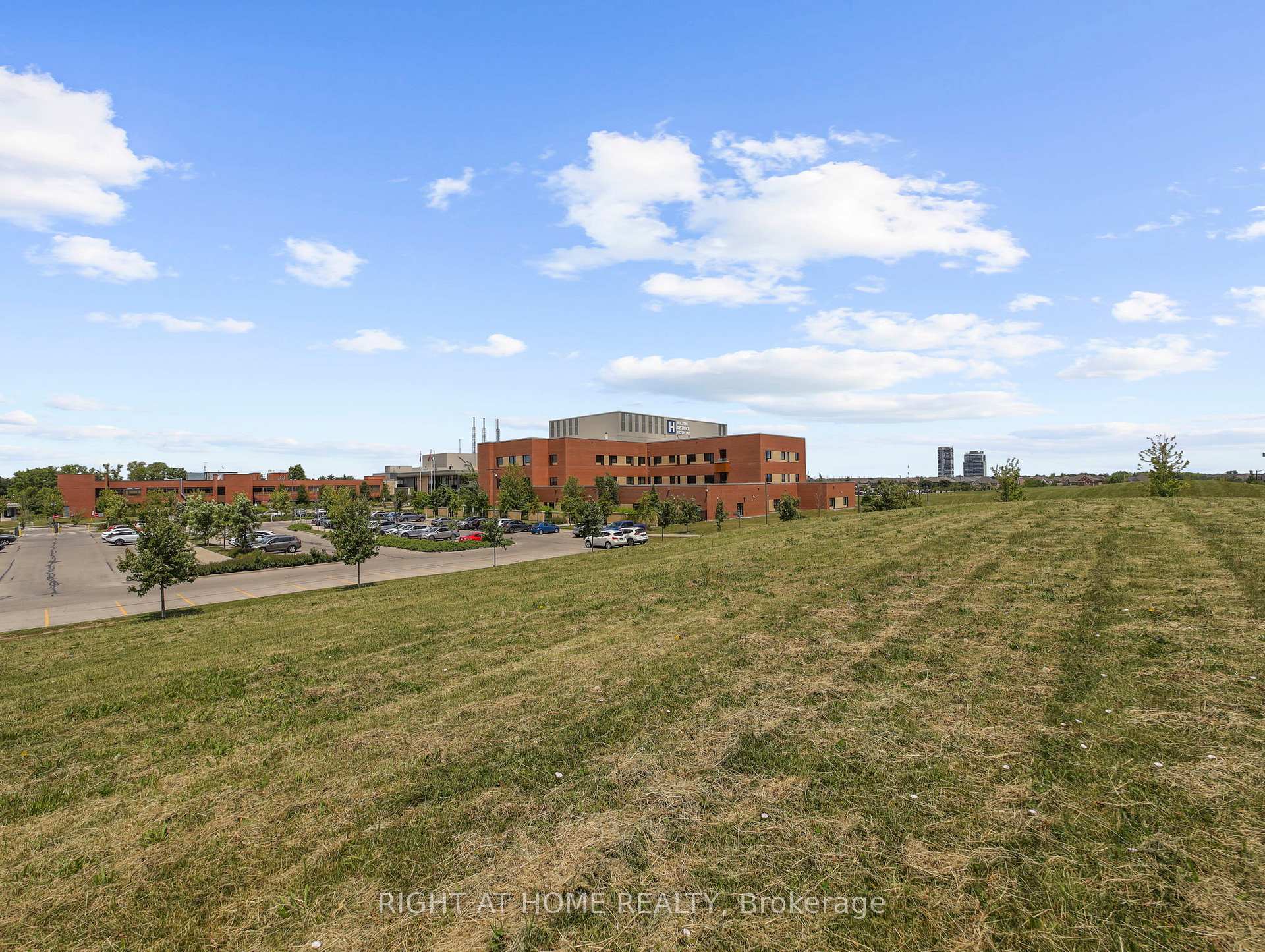 Photo 26 of 64 Mclaughlin Avenue, Milton, Willmott — HOMEH