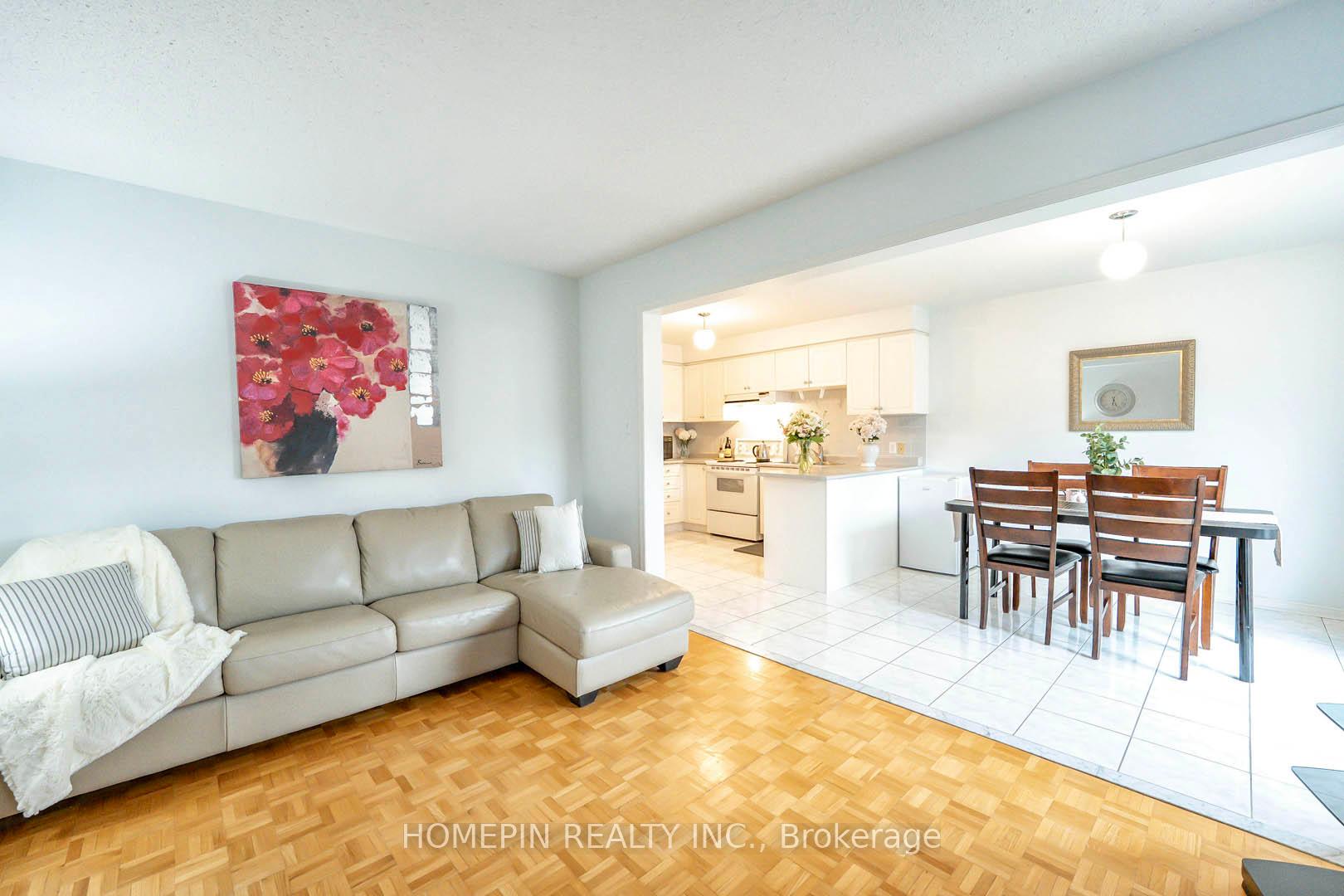 Photo 9 of 59 Mindy Crescent, Markham, Middlefield — HOMEH