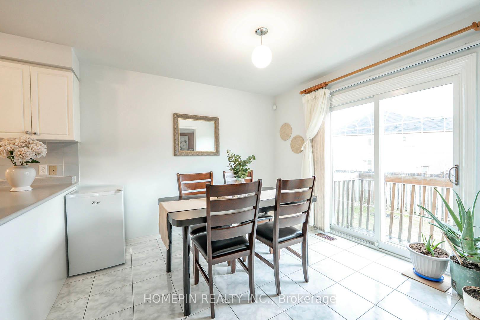 Photo 10 of 59 Mindy Crescent, Markham, Middlefield — HOMEH