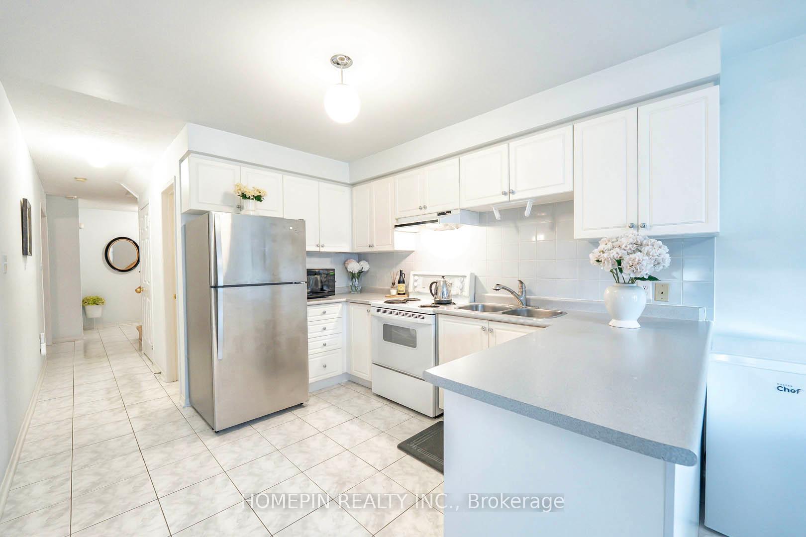 Photo 12 of 59 Mindy Crescent, Markham, Middlefield — HOMEH