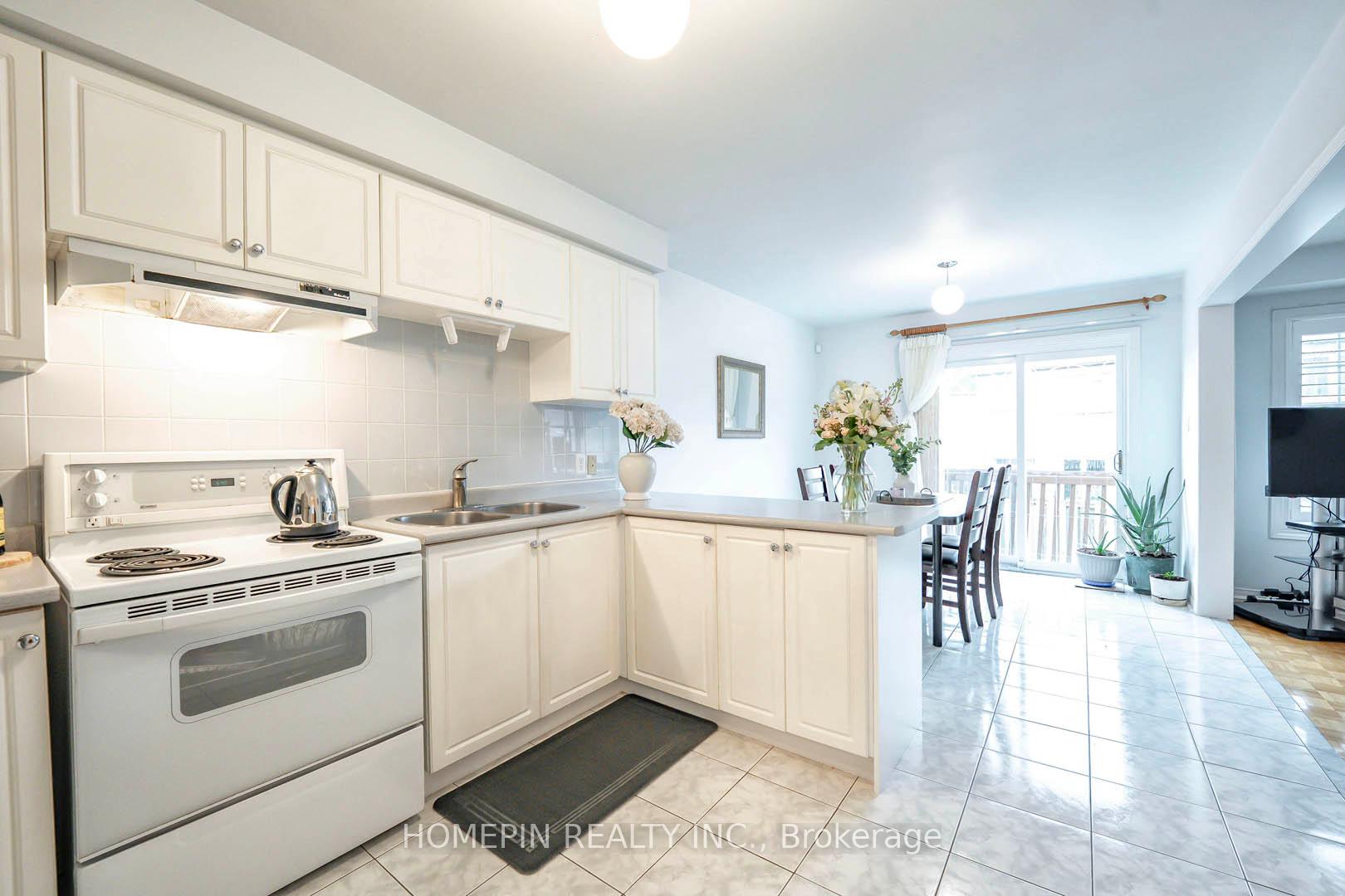 Photo 13 of 59 Mindy Crescent, Markham, Middlefield — HOMEH
