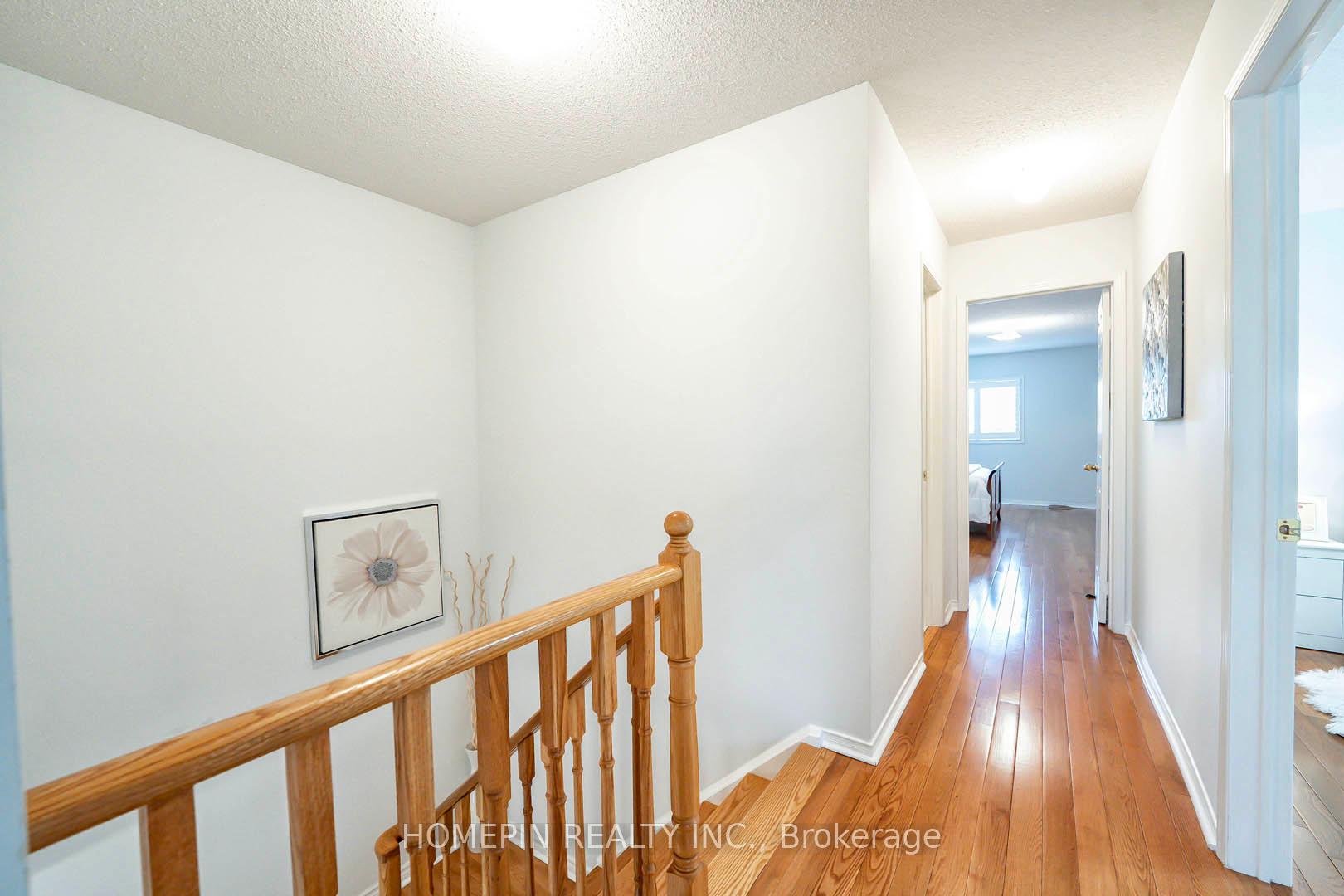Photo 16 of 59 Mindy Crescent, Markham, Middlefield — HOMEH