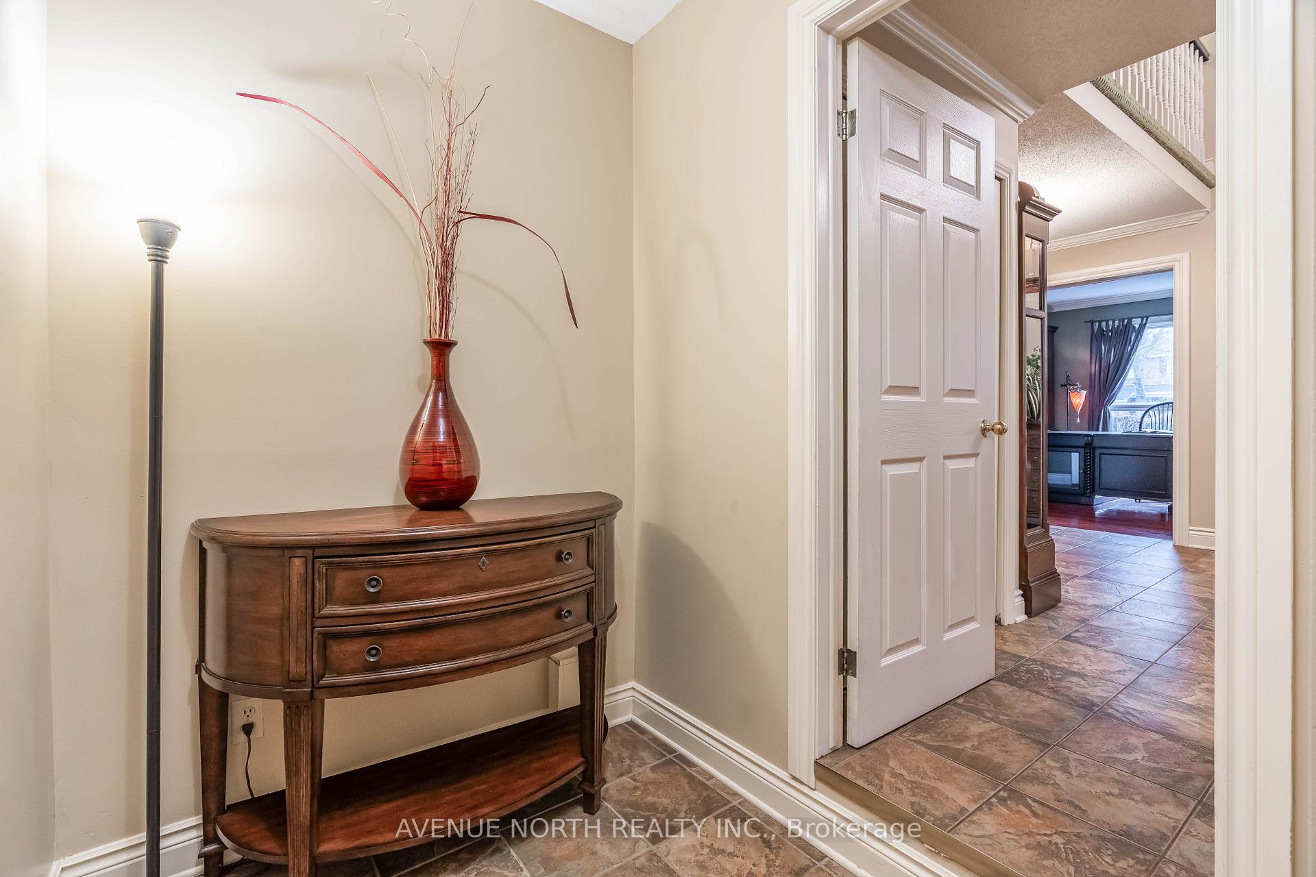 Photo 10 of 69 Ipswich Terrace, Ottawa, Kanata - Morgan's Grant/South March — HOMEH