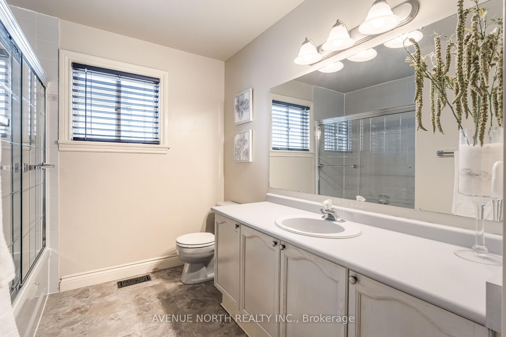 Photo 32 of 69 Ipswich Terrace, Ottawa, Kanata - Morgan's Grant/South March — HOMEH