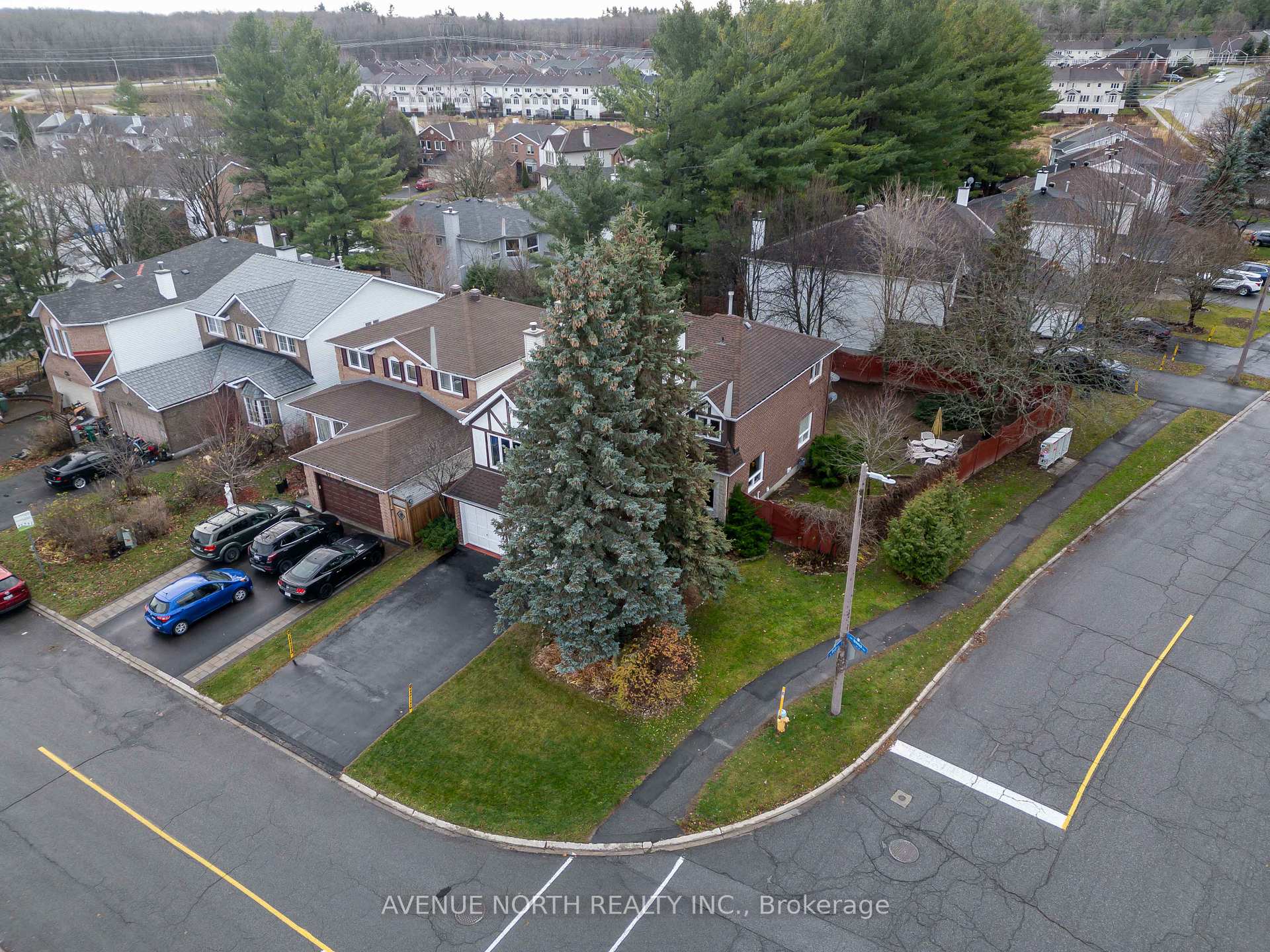 Photo 38 of 69 Ipswich Terrace, Ottawa, Kanata - Morgan's Grant/South March — HOMEH