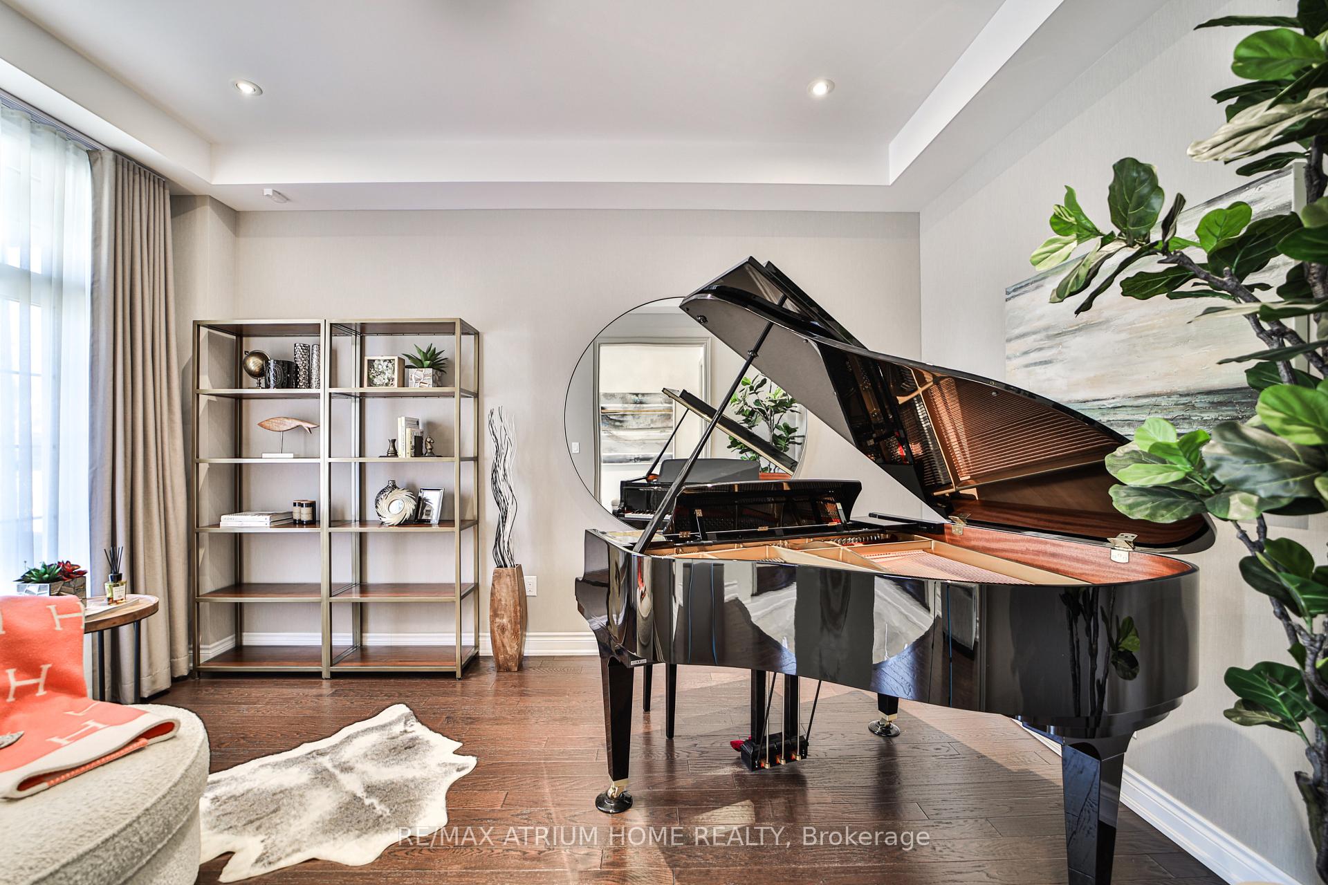 Photo 2 of 33 Angus Glen Boulevard, Markham, Angus Glen — HOMEH