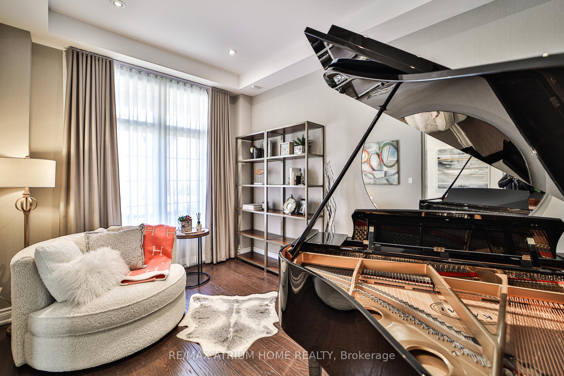 Photo 3 of 33 Angus Glen Boulevard, Markham, Angus Glen — HOMEH