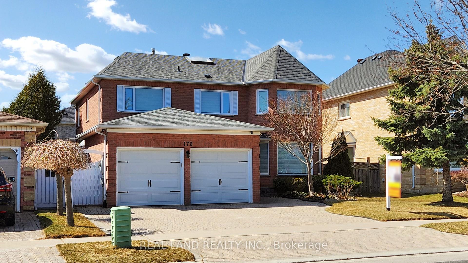 Photo 2 of 172 Manhattan Drive, Markham, Unionville — HOMEH