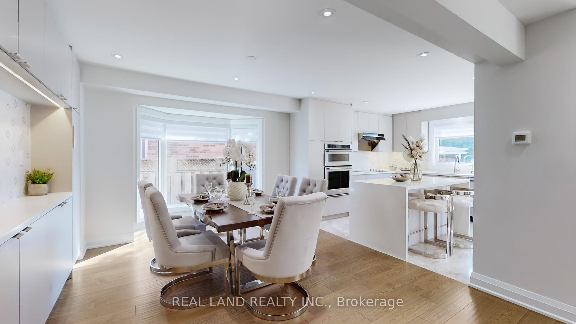 Photo 13 of 172 Manhattan Drive, Markham, Unionville — HOMEH