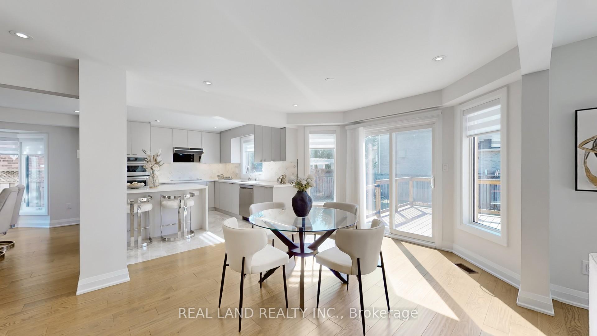 Photo 14 of 172 Manhattan Drive, Markham, Unionville — HOMEH