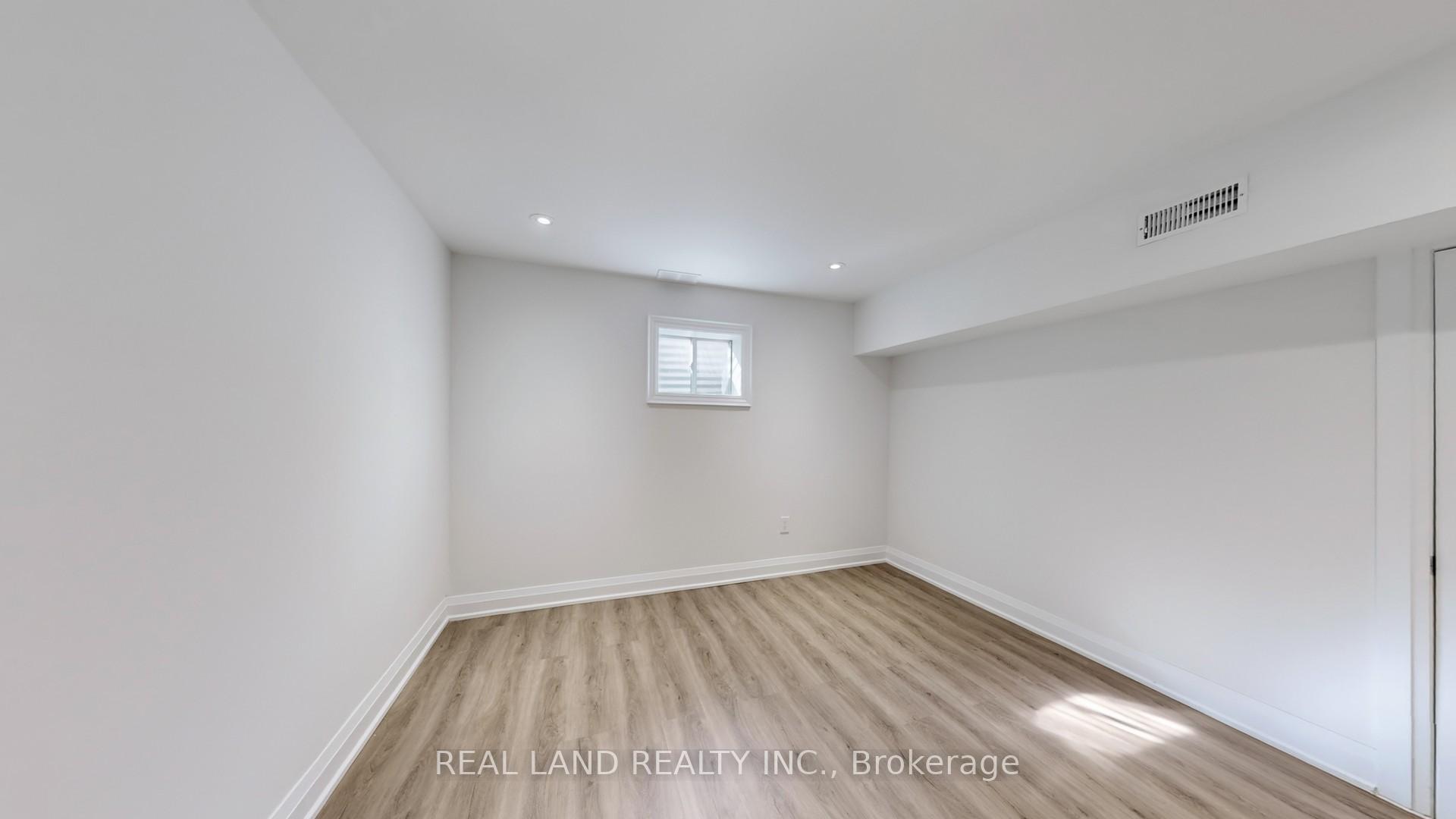 Photo 41 of 172 Manhattan Drive, Markham, Unionville — HOMEH