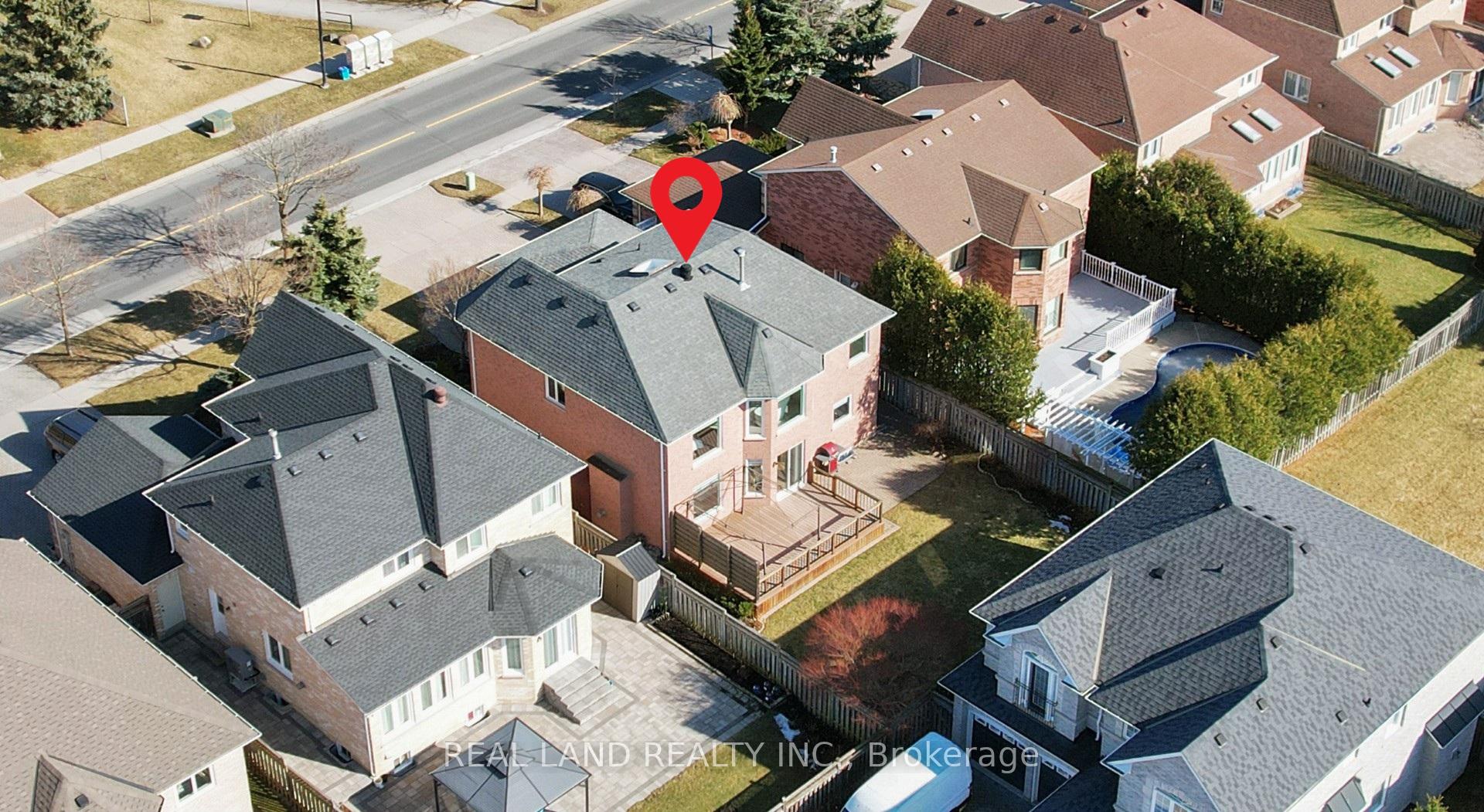 Photo 48 of 172 Manhattan Drive, Markham, Unionville — HOMEH