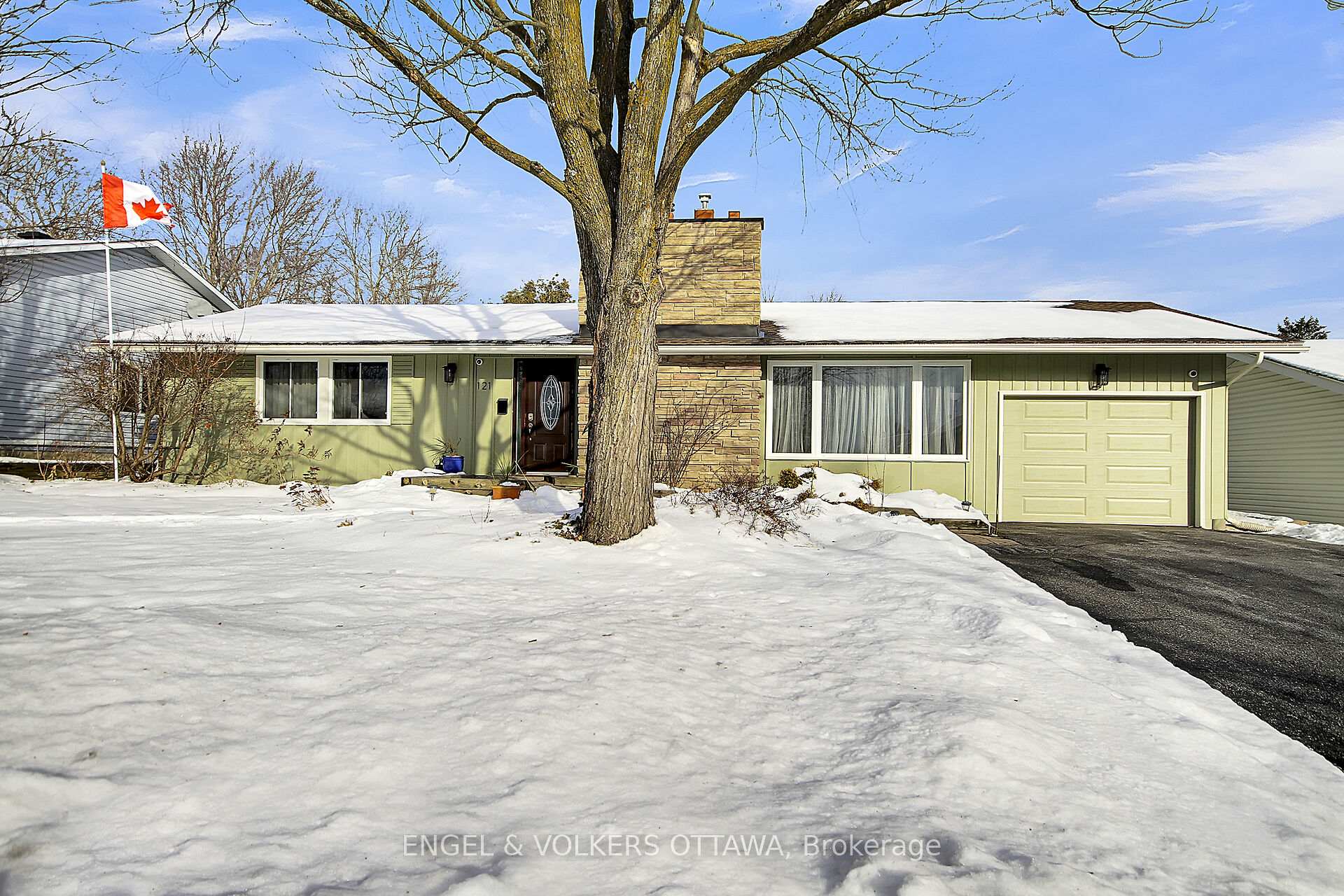 Photo 1 of 121 Banning Road, Ottawa, Kanata - Glencairn/Hazeldean — HOMEH