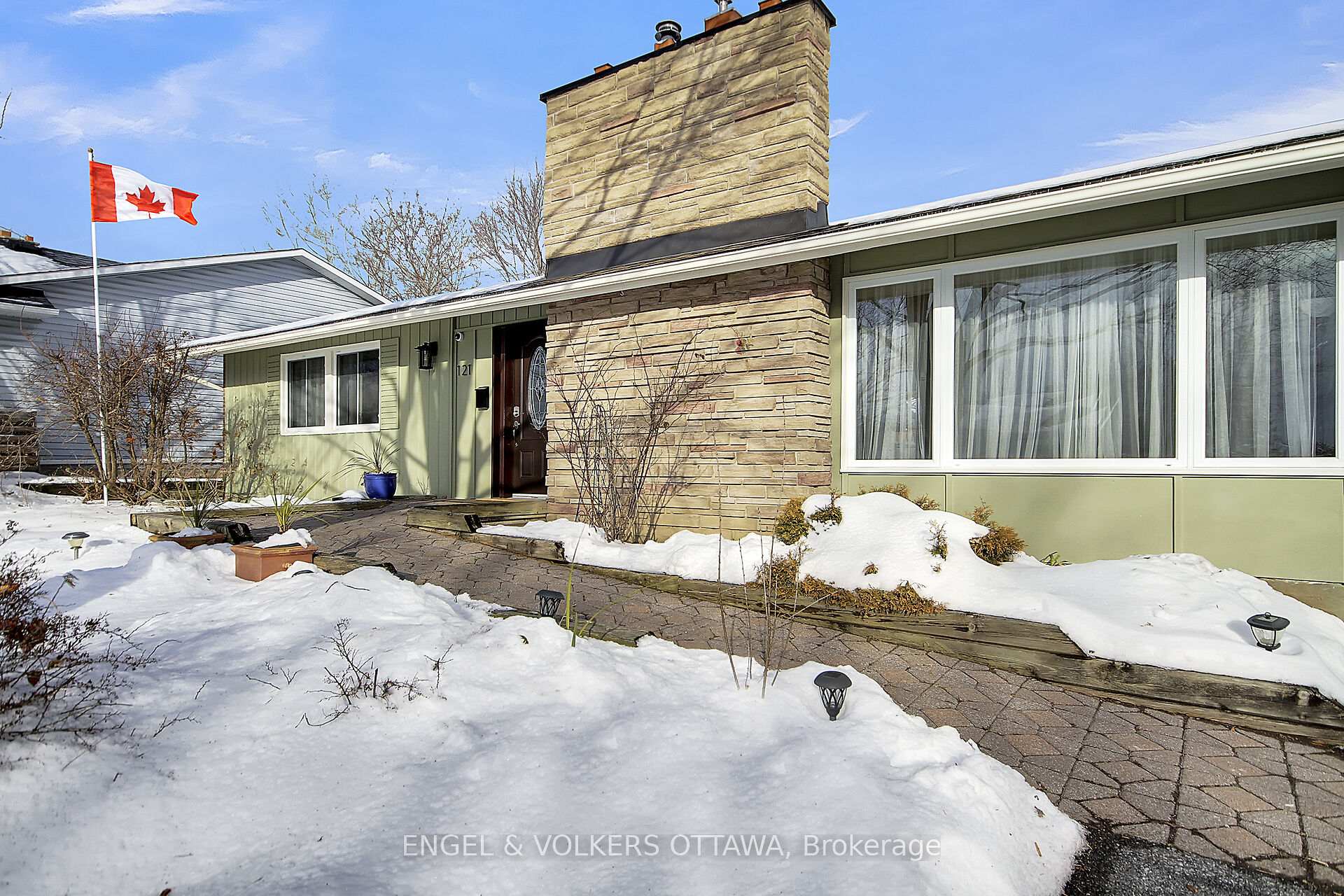 Photo 3 of 121 Banning Road, Ottawa, Kanata - Glencairn/Hazeldean — HOMEH