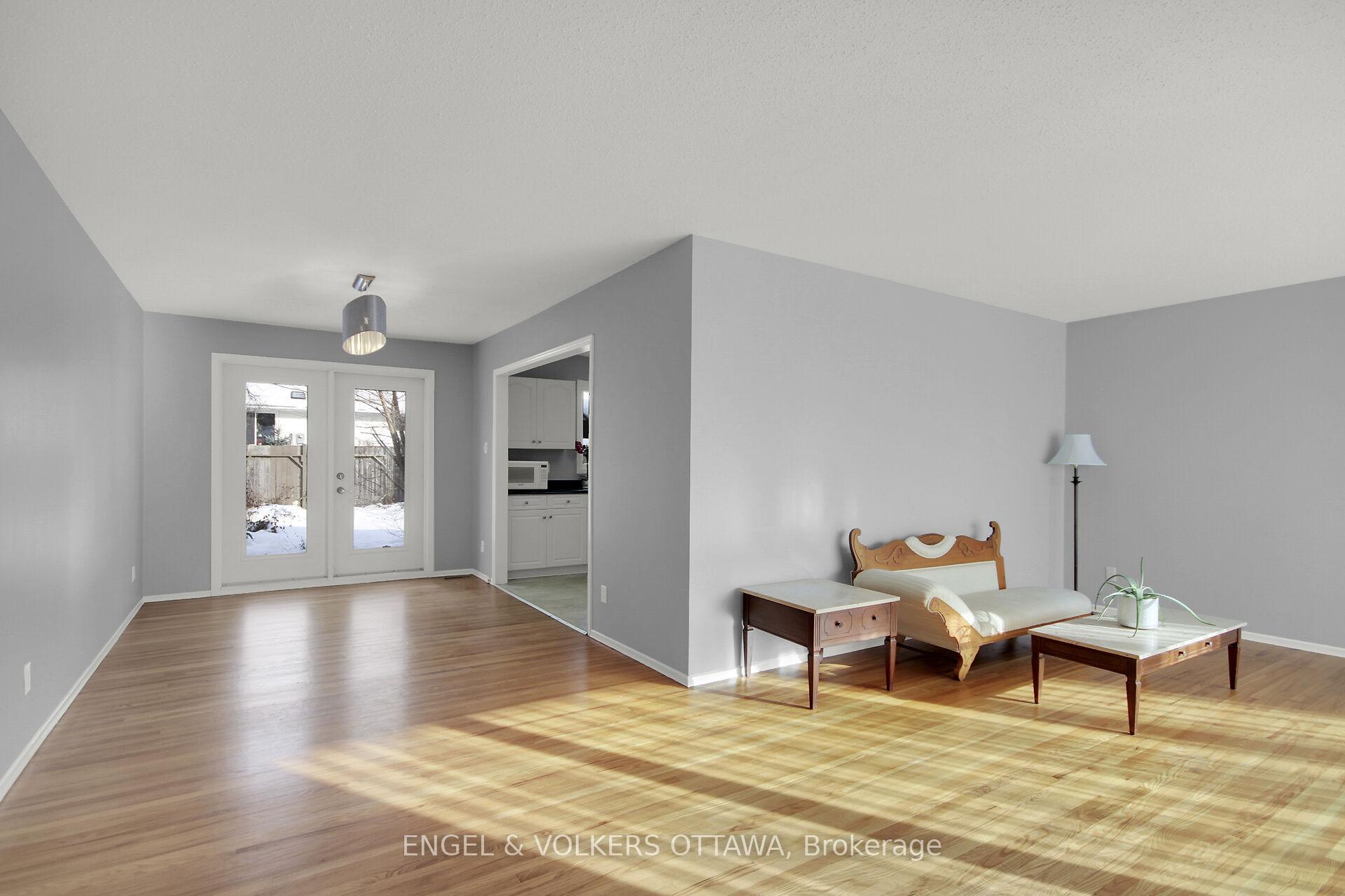 Photo 9 of 121 Banning Road, Ottawa, Kanata - Glencairn/Hazeldean — HOMEH