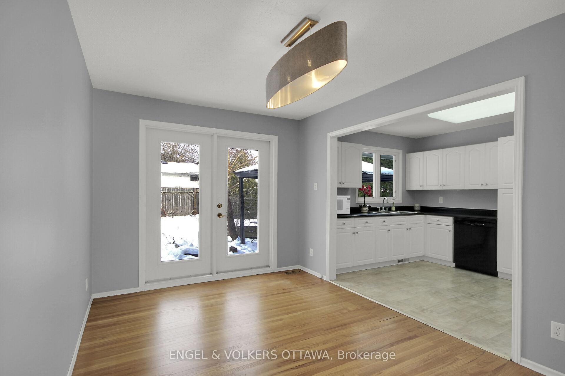 Photo 10 of 121 Banning Road, Ottawa, Kanata - Glencairn/Hazeldean — HOMEH