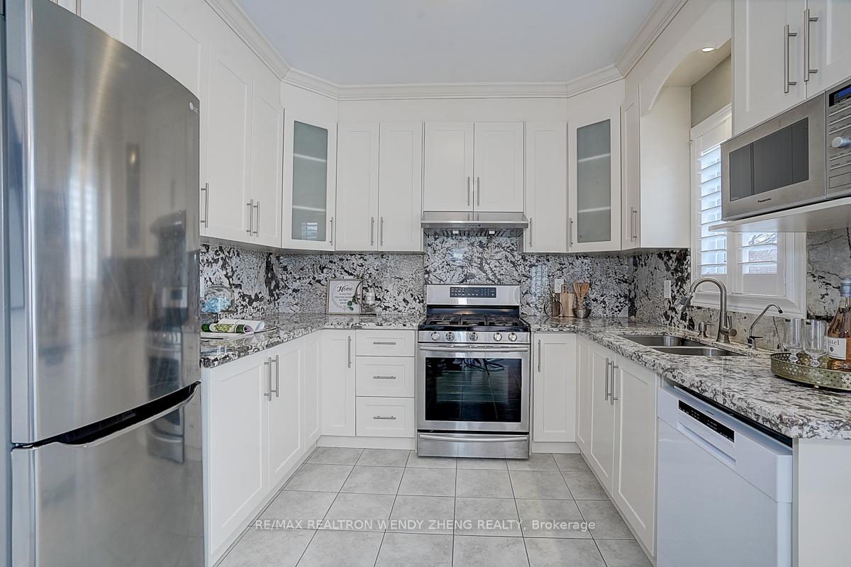 Photo 23 of 2 Pineforest Place, Markham, Wismer — HOMEH