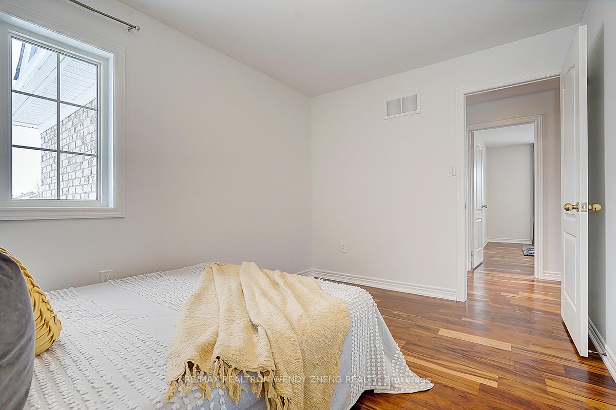 Photo 33 of 2 Pineforest Place, Markham, Wismer — HOMEH