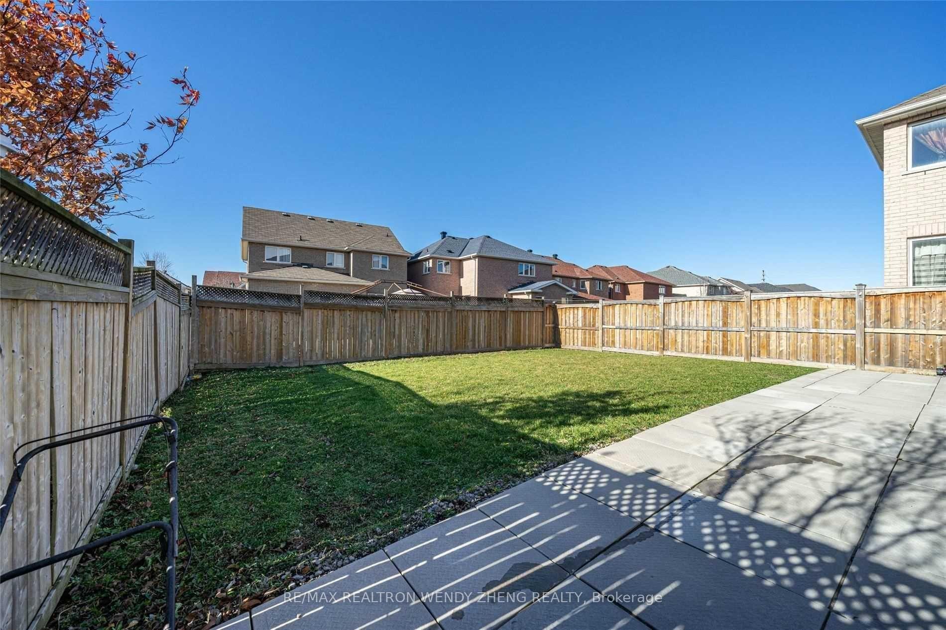 Photo 39 of 2 Pineforest Place, Markham, Wismer — HOMEH