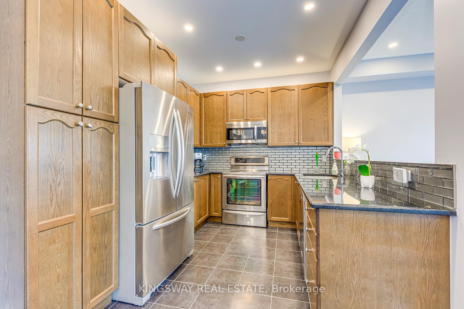 Photo 12 of 423 Cedric Terrace, Milton, Harrison — HOMEH
