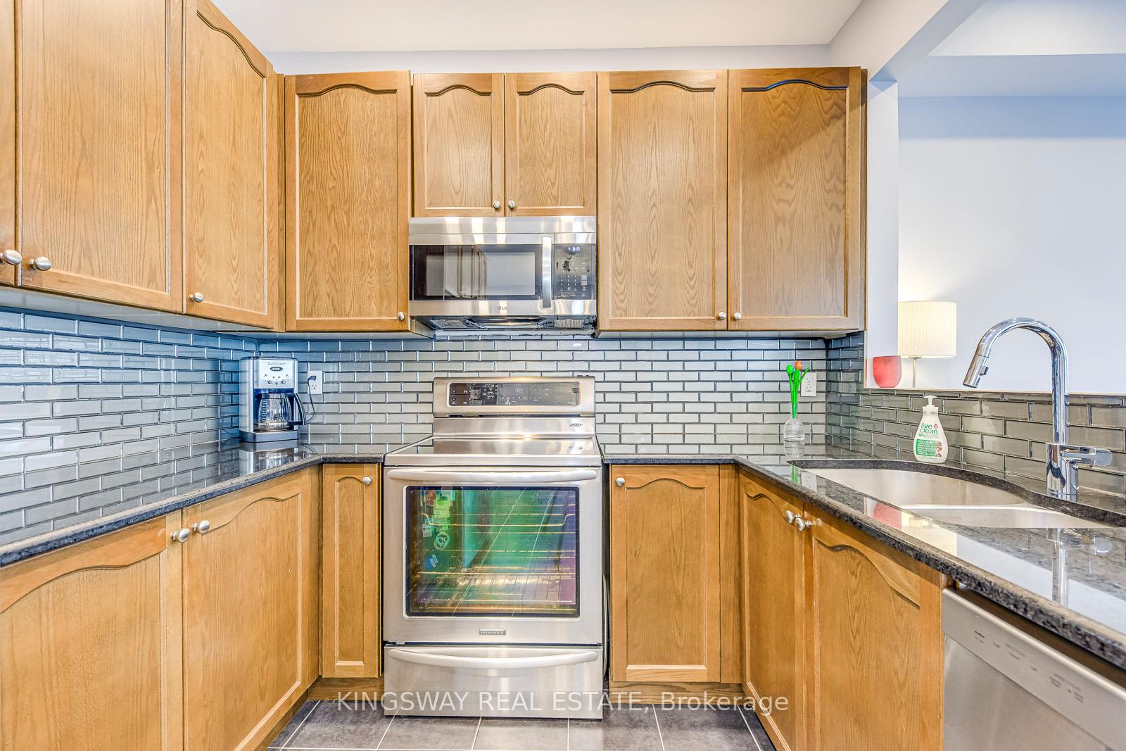 Photo 15 of 423 Cedric Terrace, Milton, Harrison — HOMEH