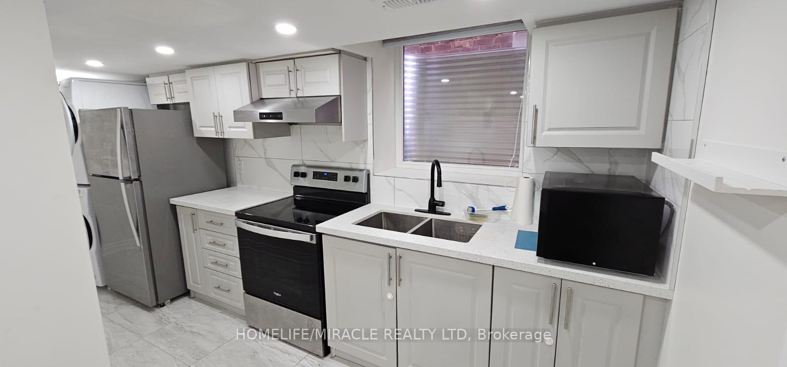 Photo 1 of 1428 Sycamore Gardens, Milton, Cobban — HOMEH