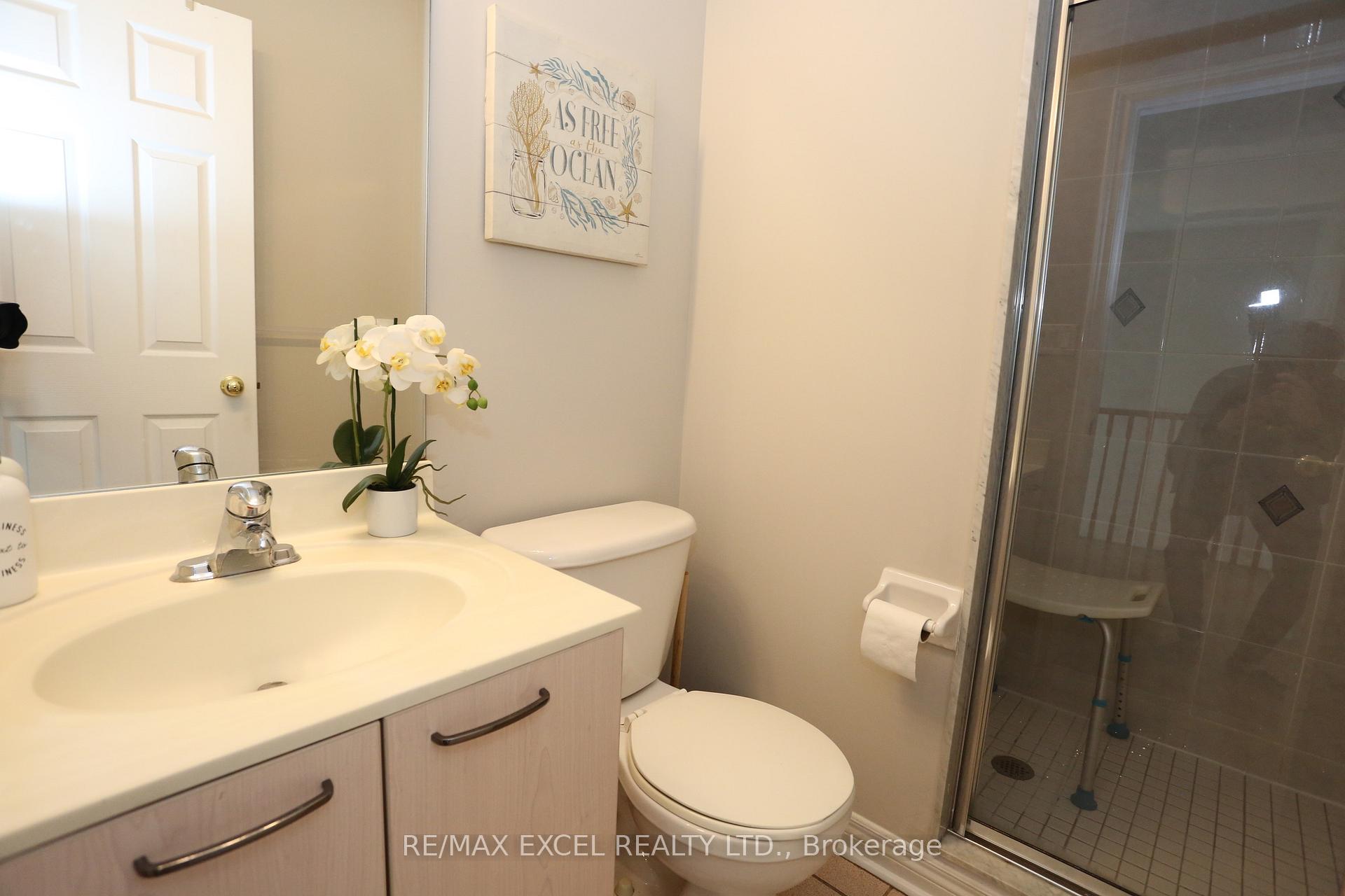 Photo 18 of 183 Leitchcroft Crescent, Markham, Commerce Valley — HOMEH