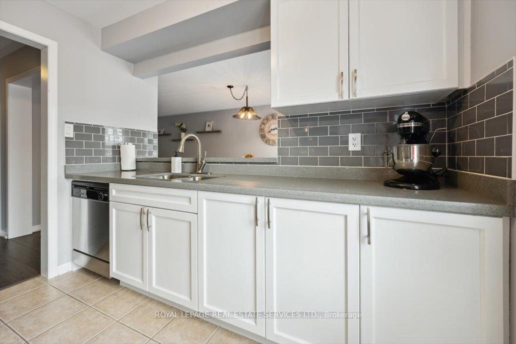 Photo 19 of 922 Brassard Circle, Milton, Willmott — HOMEH