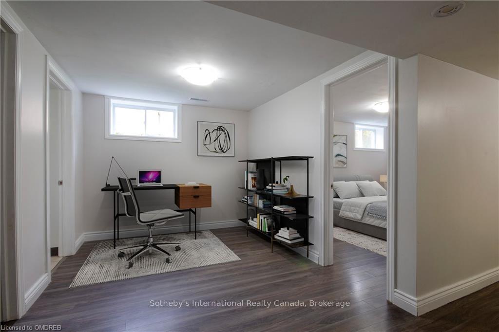 Front of Unit Lower Unit, 134 Victor Street