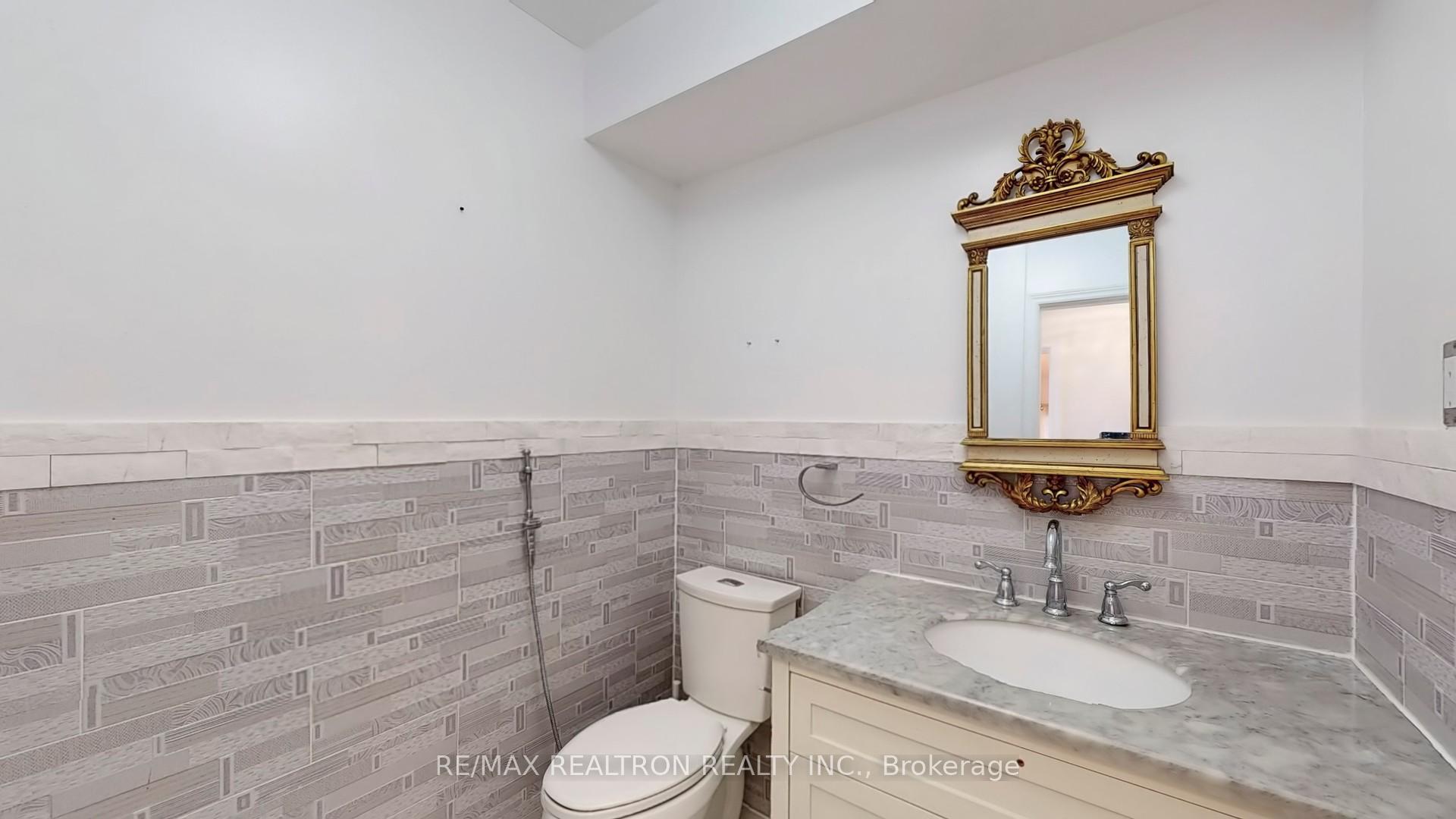Photo 16 of 111 Woodhall Road, Markham, Milliken Mills East — HOMEH
