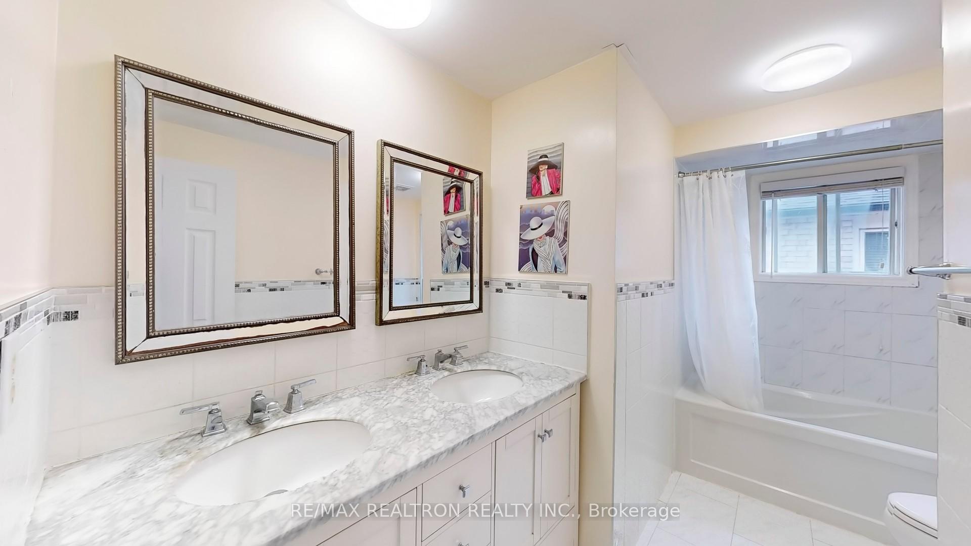 Photo 36 of 111 Woodhall Road, Markham, Milliken Mills East — HOMEH