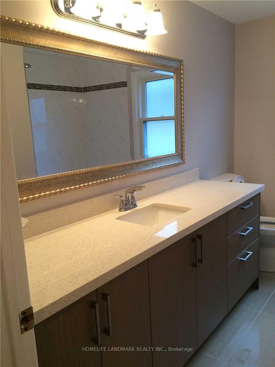 Photo 10 of 9 Redwood Lane, Markham, Unionville — HOMEH