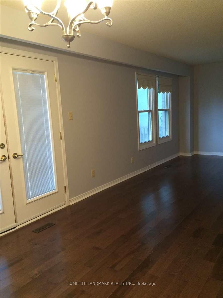 Photo 12 of 9 Redwood Lane, Markham, Unionville — HOMEH